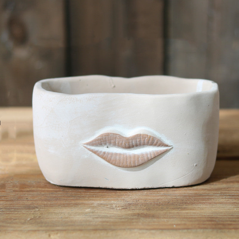 Modern Cement Lips Flower Pot - Abstract Face Planter