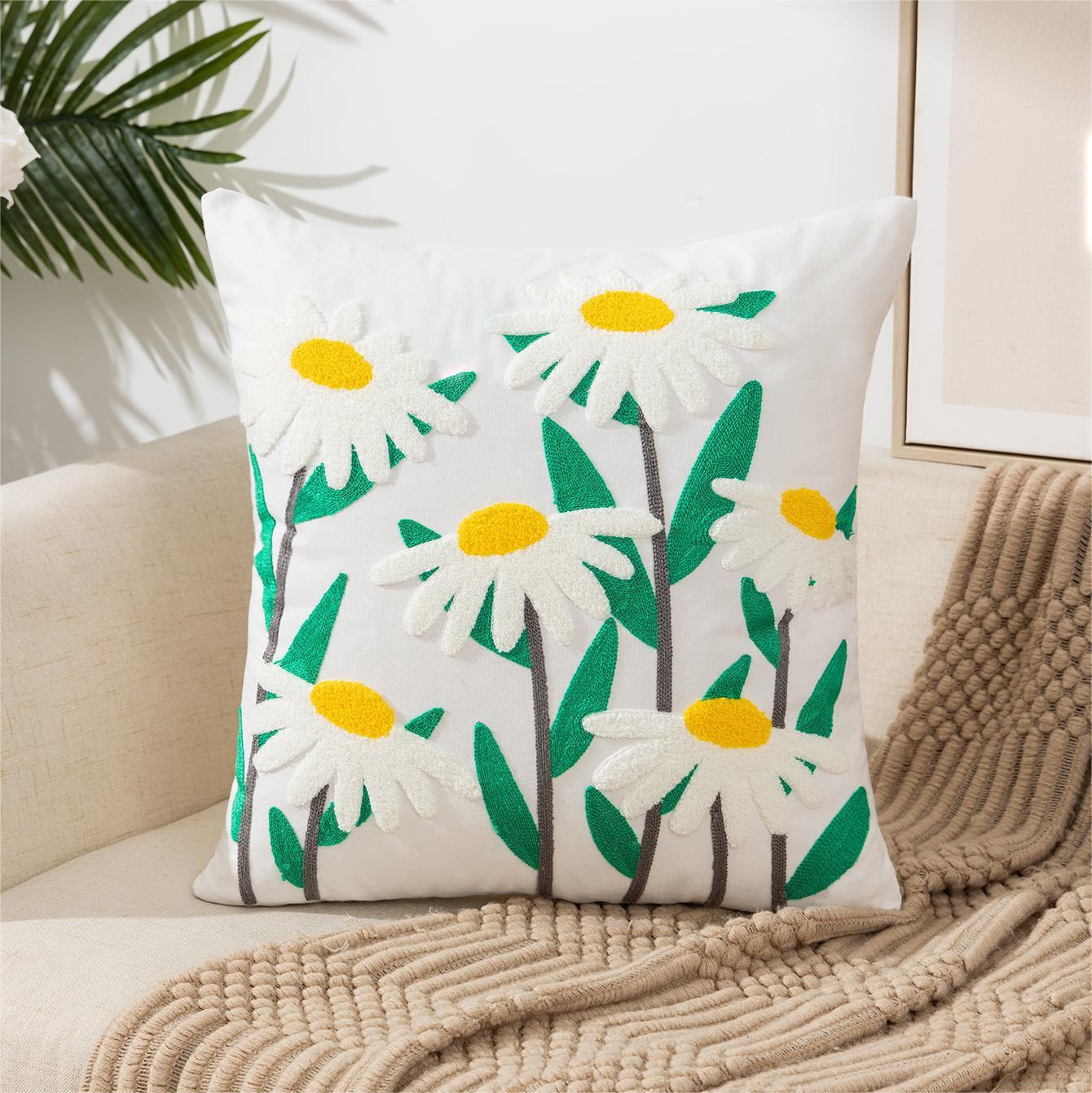 Embroidered Floral Pillow Covers - Nordic Boho Cushion Cases (45x45cm)