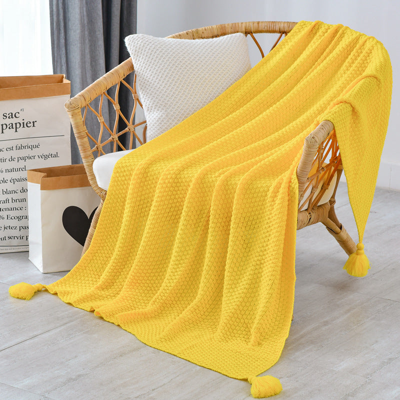Nordic Tassel Knit Throw Blanket - Cozy Acrylic Sofa Blanket for All Seasons