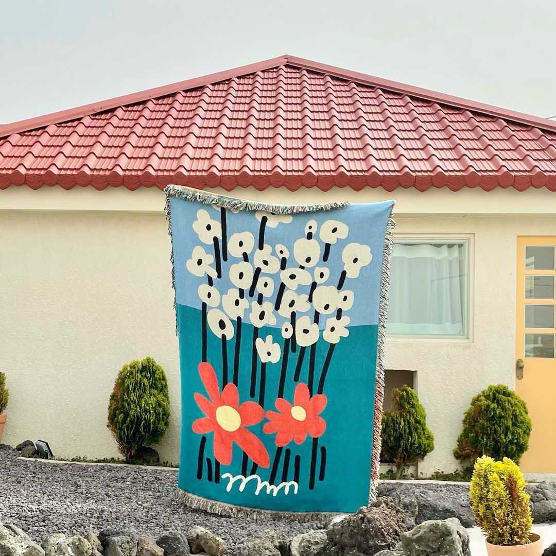 Nordic Floral Tapestry Blanket - Retro Daisy Sofa Throw & Wall Art