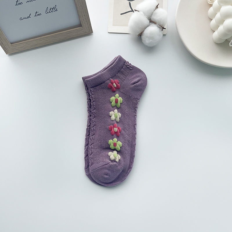 Retro Flower Embroidered Cotton Ankle Socks - Women's Low-Cut Style