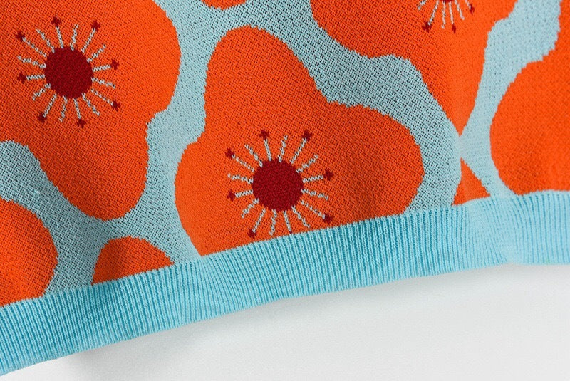 Retro Flower Print Knit Polo Sweater - Short Sleeve Cropped Top (S-L)